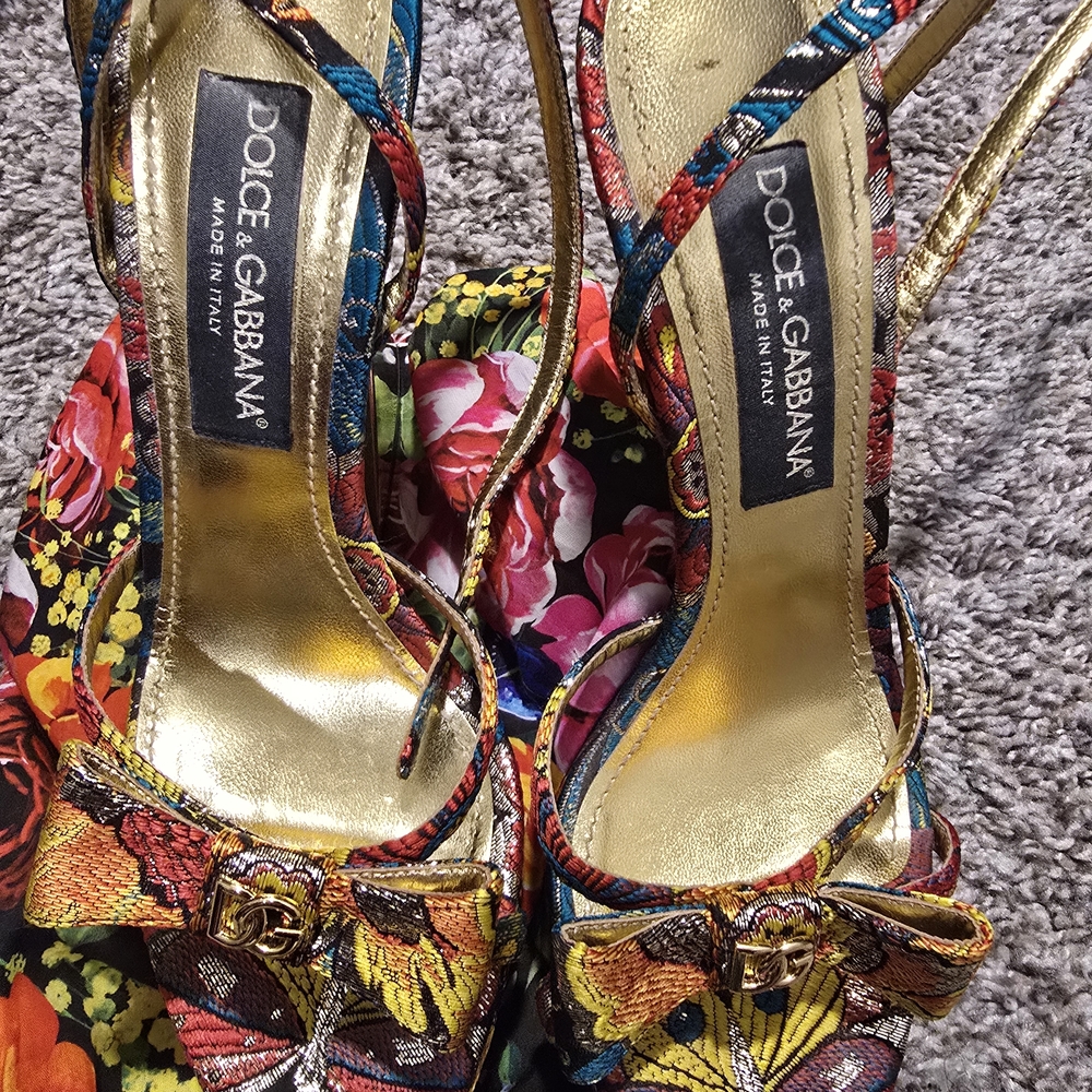 Dolce & Gabbana Women's Multicolor Floral Heels